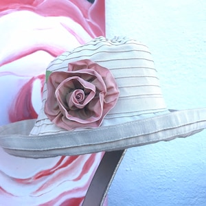 Beige Sun Hat with Flower Pin: Adjustable Travel Hat