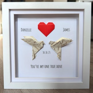 Coppia di colombe origami personalizzate - regalo per matrimonio/anniversario/San Valentino
