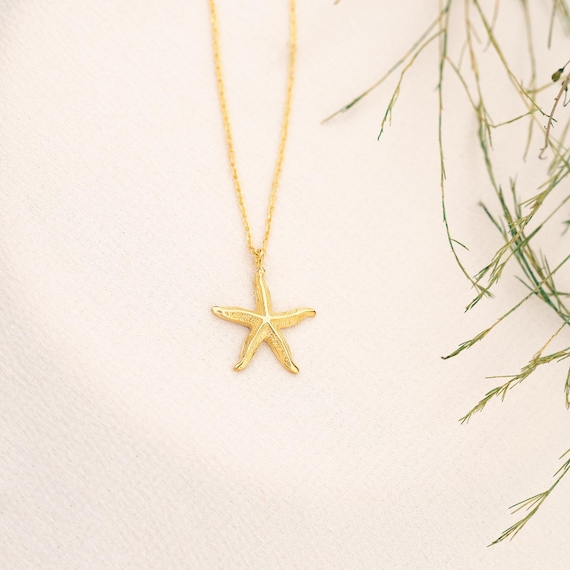 Dainty Gold Starfish Necklace, Minimal Sea Star Pendant, Summer Jewelry, Charm Ocean Inspired Necklace, Beach Style Gift for Her