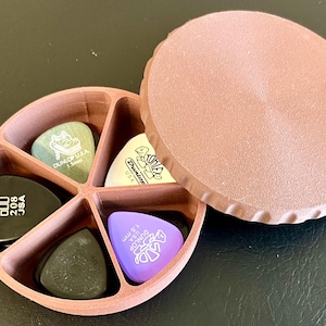 3D Printed Guitar Pick Storage Box: Threaded Lid Organizer