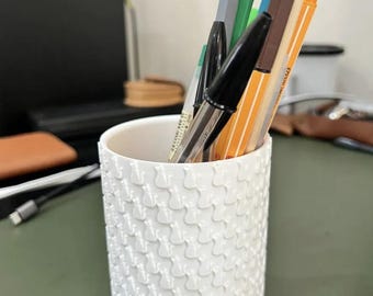 3D Printed Pen Holder: Eco-Friendly Desk Organizer