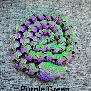 3D Printed Articulated Snake: Flexible Desk Decor