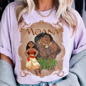 Disney Moana Comfort Color Shirt, Maui Baby Moana Tee, Disney Princess Group T-shirt, Disneyland Trip Shirt 2026 bild 7