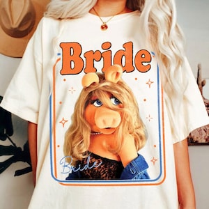 Piggy Bride Comfort Color T-Shirt, Trending Unisex Tee, Disneyland Vacation Trip Gift 2025