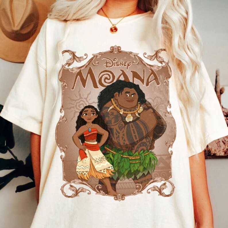 Disney Moana Comfort Color Shirt, Maui Baby Moana Tee, Disney Princess Group T-shirt, Disneyland Trip Shirt 2026 bild 4