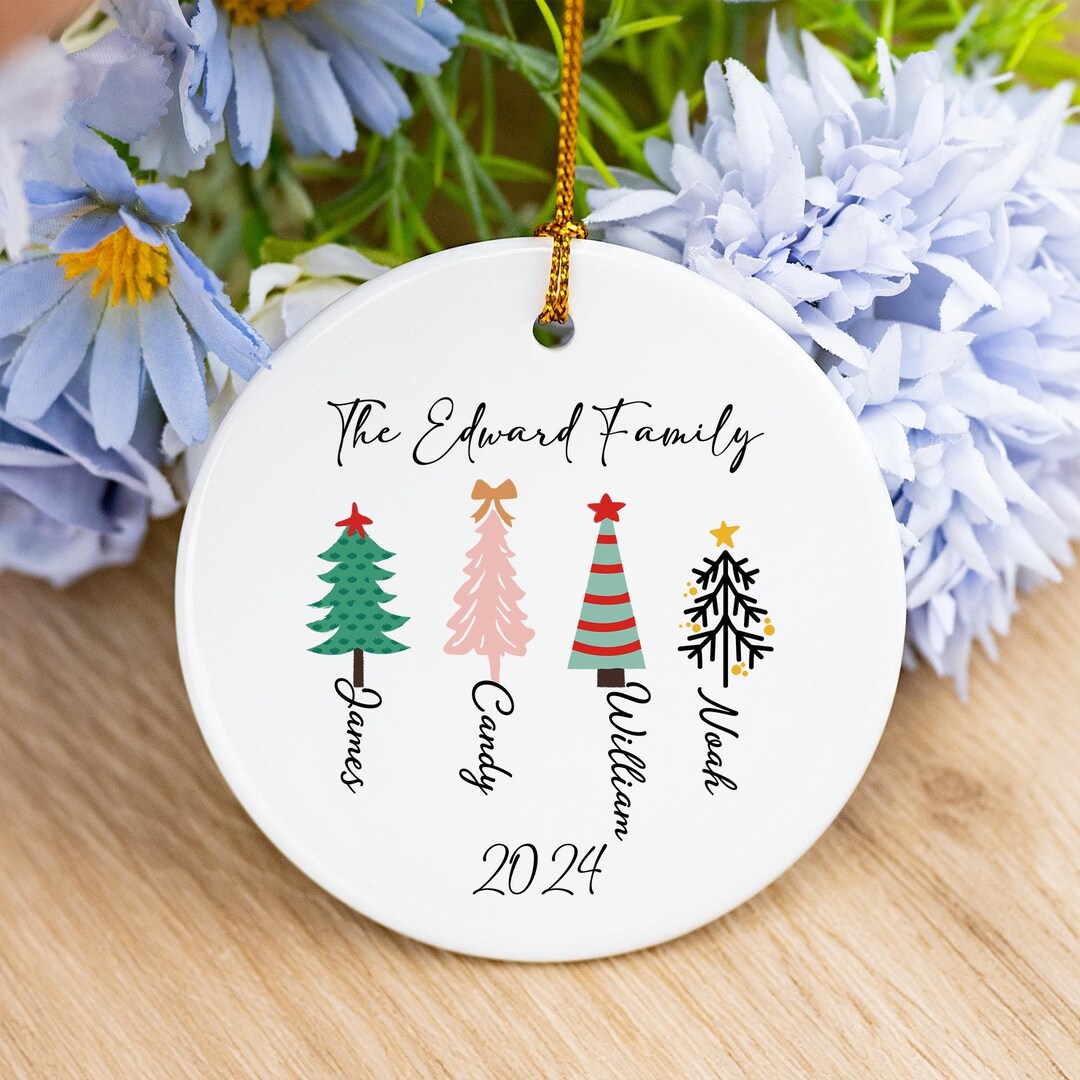 Personalized Christmas Tree Family of Four Ornament, Family Names