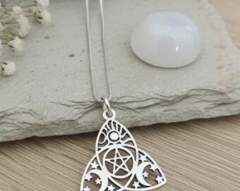 Celtic Triquetra Necklace | Spiritual Protection Pendant | Mystical Symbol Jewelry