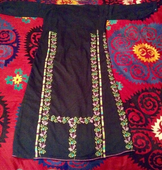 Vintage Palestinian Bedouin Hand Embroidered Kaft… - image 5