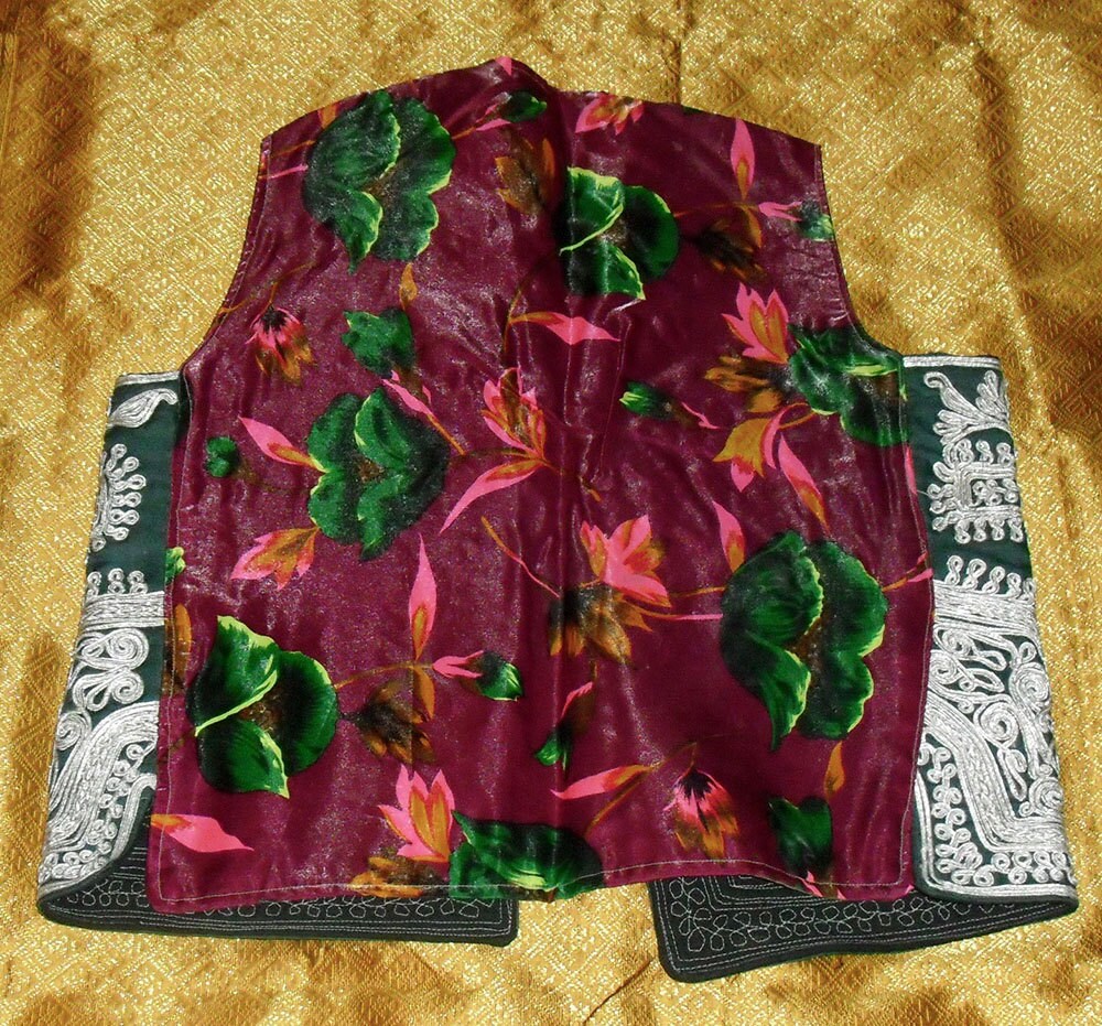 Vintage Indian Embroidered Vest Intricate Pattern of Silver Cording on ...