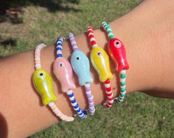 Ceramic Fish Bracelet | beaded fish bracelet | seed bead | fish | stretchy bracelet | handmade bracelet | fish bracelet | fish jewelry