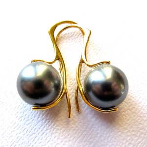 Tahitian Glow Pearl Earrings, Dark Silver Pearl, Silver Earrings, Gold Earrings, South Sea Pearl on Gold Earwires