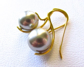 Tahitian Pearl Earrings on 14kt Vermeil Earwires - Silver Pearl Earrings - Gold Earrings, South Sea Pearls - Holiday Earrings - Minimalist