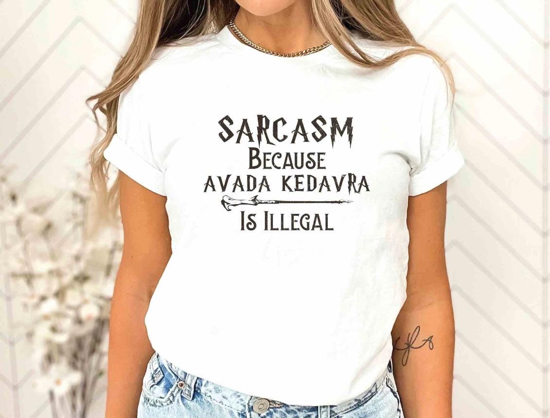 Playera Avada Kedavra Bitch Harry Potter | Meses sin interés