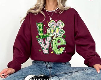 Retro Lucky Sweatshirt, Cute St Patricks Day Sweatshirt, Womens Shamrock Sweatshirt, Irish Shirt, Four Leaf Clover, St Patricks Day Outfit
