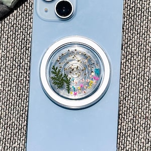 Real Hydrangea Flowers Magnetic Phone Grip, Handmade Magsafe Grip, Resin Mushroom Holder For Kindle, Daisy Pansy Floral Phone Charm Stand