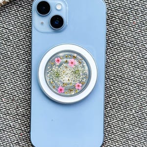 Real Narcissus Flower Magnetic Phone Grip, Handmade Hydrangea Magsafe Grip, Resin Mushroom Holder For Kindle, Daisy Floral Phone Charm Stand