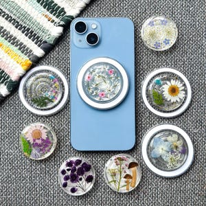 Real Hydrangea Flowers Magnetic Phone Grip, Handmade Magsafe Grip, Resin Mushroom Holder For Kindle, Daisy Pansy Floral Phone Charm Stand