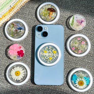 Real Narcissus Flower Magnetic Phone Grip, Handmade Hydrangea Magsafe Grip, Resin Mushroom Holder For Kindle, Daisy Floral Phone Charm Stand