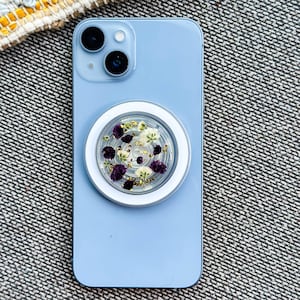 Real Narcissus Flower Magnetic Phone Grip, Handmade Hydrangea Magsafe Grip, Pressed Mushroom Holder For Kindle, Daisy Leaf Phone Charm Stand