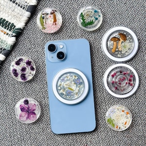 Real Hydrangea Flowers Magnetic Phone Grip, Handmade Magsafe Grip, Resin Mushroom Holder For Kindle, Daisy Pansy Floral Phone Charm Stand