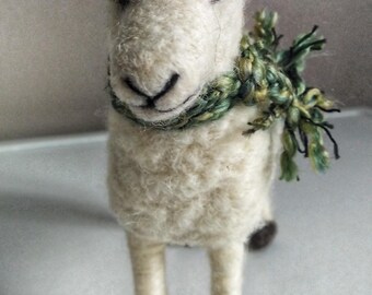 Needle Felted Sheep Figurine: Handmade Wool Sculpture with Scarf