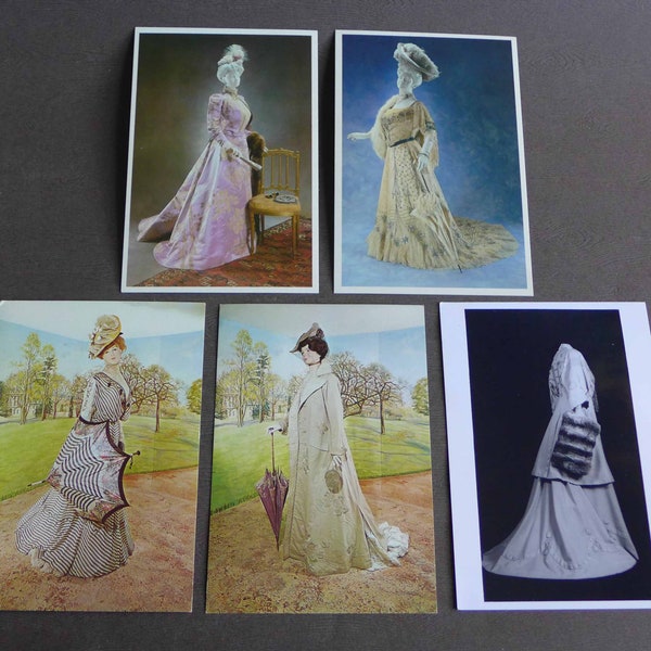 Lot of 16 Costume Fashion History Postcards 1884-1923, Worth, Callot Soeurs, V & A Museum, Museum of Costume, Bath, Museum of the City of NY