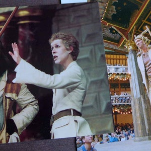 London Globe Theatre Season 2000-2001 Shakespeare, 2 Souvenir Postcards, King Lear, Tempest, Vanessa Redgrave, John McEnery