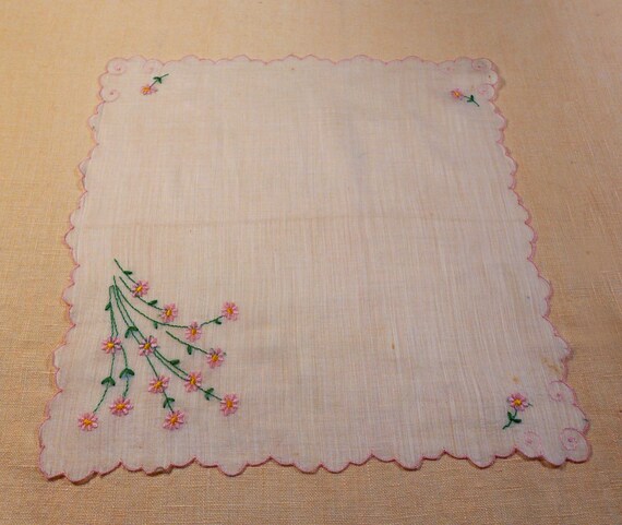 Handkerchief Ladies - Scalloped Edge Cotton, Woven Border – Irish Linen  Stores