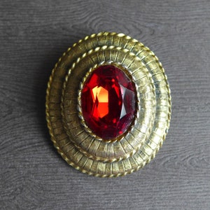 Signed KRAMER Vintage Brooch Pin Pendant, Collectible Kramer, Big Bold Red Jewel and Gold Tone Oval Stunning Pendant or Pin