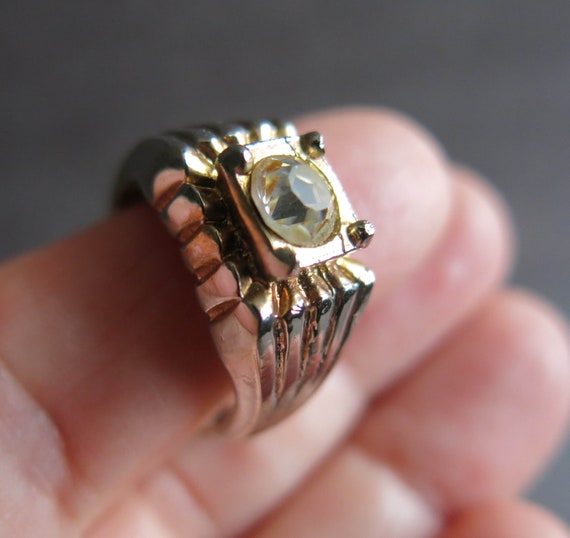 Vintage Men's Unisex Ring, Size 9 Silver Tone Gol… - image 1