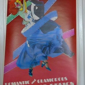 Póster original del diseño romántico y glamoroso de Hollywood, Exposición de vestuario del Museo Metropolitano de Arte, 1974, Diseño de vestuario, Richard Bernstein