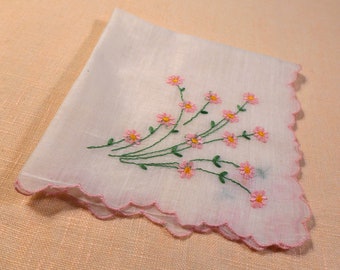 Vintage Women's Handkerchief White Background Pink Green Daisy Flowers Scallop Border Pretty Fine Cotton Lawn 1940s 1950s