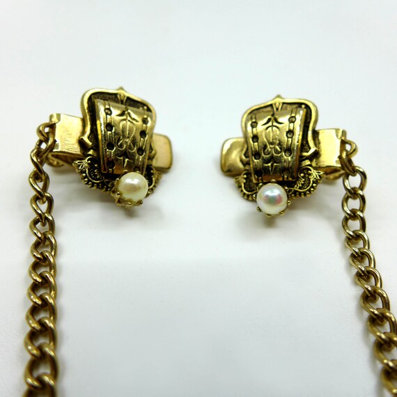 Pearl and Gold Tone Pearl Vintage Mid Century Swe… - image 2