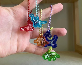 Pequeños amigos fósiles - Llaveros acrílicos de dinosaurios