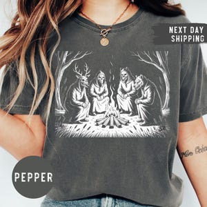 Comfort Colors® Folk Horror Shirt Gothic Gift for Him or Her Weird Retro Grunge Crewneck Halloween Clothes Witch Wear Weirdcore Tshirt