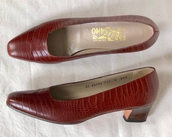 narrow heel shoes