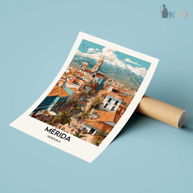 K&ouml;nnte beinhalten: Ein Druck von M&eacute;rida, Venezuela, mit einer farbenfrohen Stadtlandschaft mit roten Ziegeld&auml;chern, wei&szlig;en Geb&auml;uden und einem Bergpanorama. Der Druck tr&auml;gt die Aufschrift "M&eacute;rida, Venezuela". Der Druck ist mit einer braunen Papprolle aufgerollt.