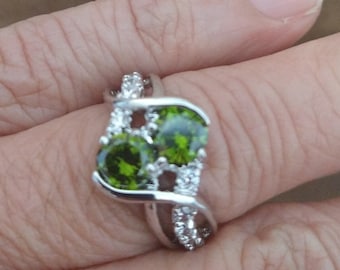Zirconia diamonds, ring ,jewelry, accessories, silver, gold, diamond, cubic zirconia