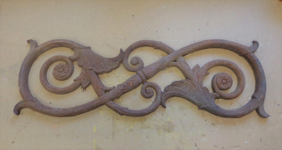 Vintage Large Rusty Cast Iron Pediment Scroll Architectural Salvage 36 ...