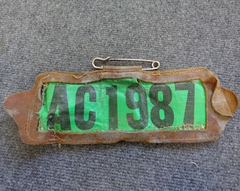 Vintage 1952 Michigan Deer License Back Tag in Leather Holder