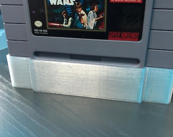 Super Nintendo Cartridge Dust Cover: Semi-Transparent Glossy Holder