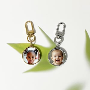 Personalized Circle Metal Keychain Double-Sided Photo Keyring Two-Sided Photo Print Round Keychains Keepsake