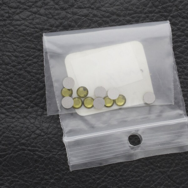 Swarovski 4mm Crystal, Olive (green), faceted, foil flat back, #2000 SS17, pack of 12