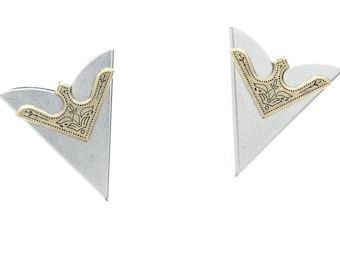 Western Tooled Collar tip, antique silver and antique gold, made in USA, 1 pair
