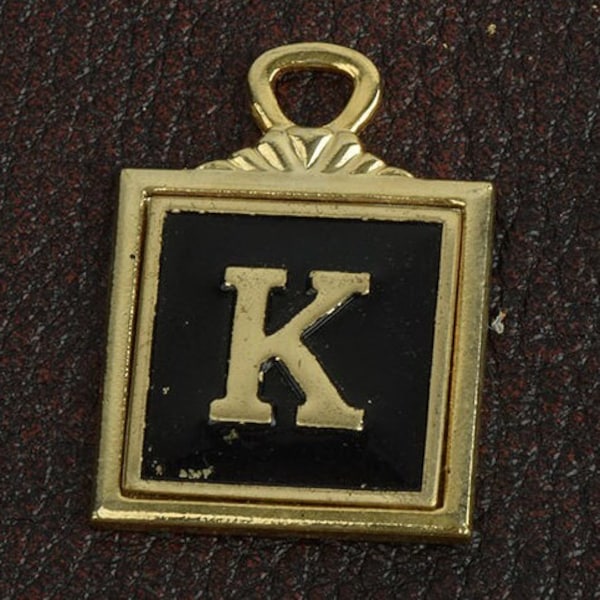 23mm Vintage Monogram Alphabet Initial Gold Pendant with Black inset, sold by Initial, Personalized A - Z, 1 each (5217)
