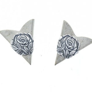 Rose Flower Collar Tip, antique silver, Made in USA, 1 pair     (2622CT)