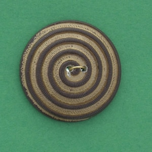 Vintage Spiralknopf, 2 Loch, 26mm, braun, made in Germany, 4er Pack