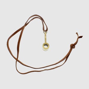 Collana con lente d&#39;ingrandimento Wanderer da 46 mm x 15 mm, realizzata negli Stati Uniti, ciascuna