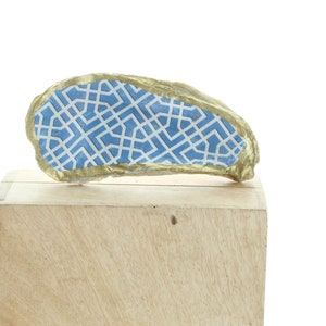 Chinoiserie - oysters blu - mood shells , handmade in USA, sold by each