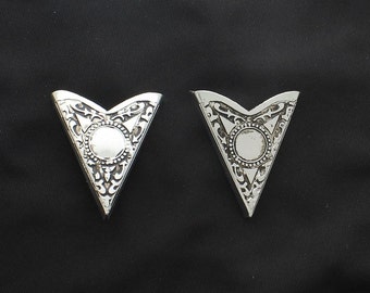 Western Collar Tips with Bezel, clutch, Bright Silver, sold by pair